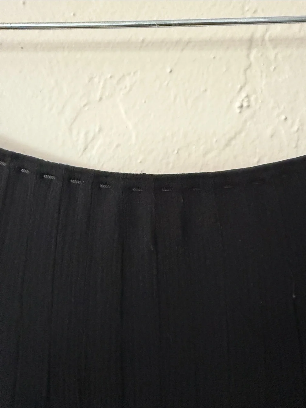 Black Elie Tahari silk skirt